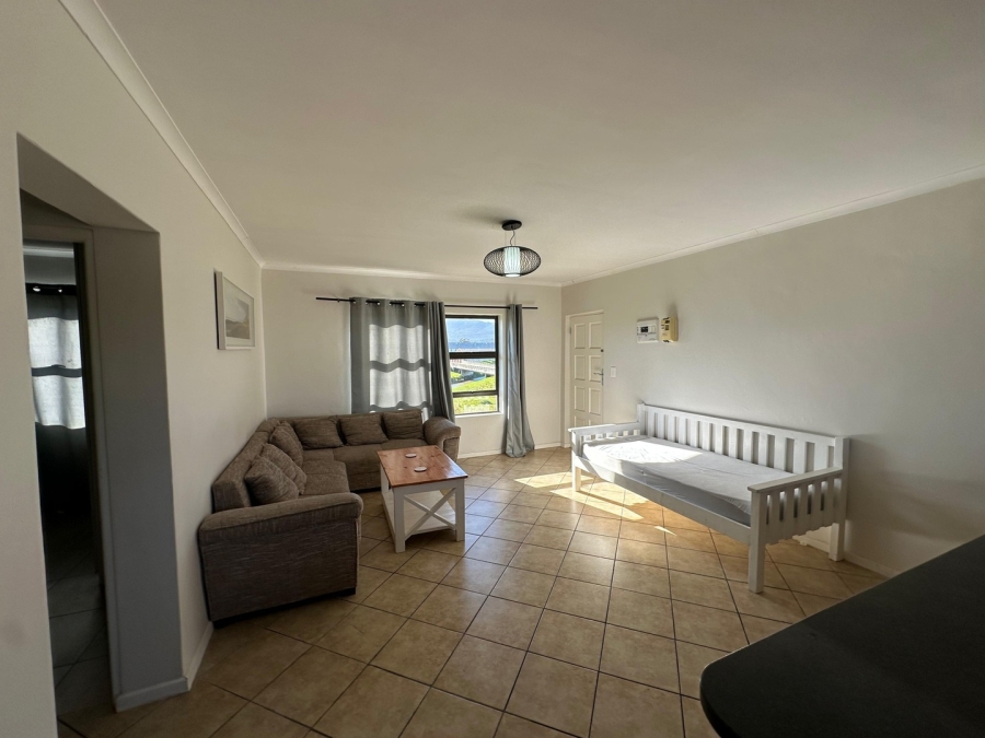 2 Bedroom Property for Sale in Whispering Pines Western Cape